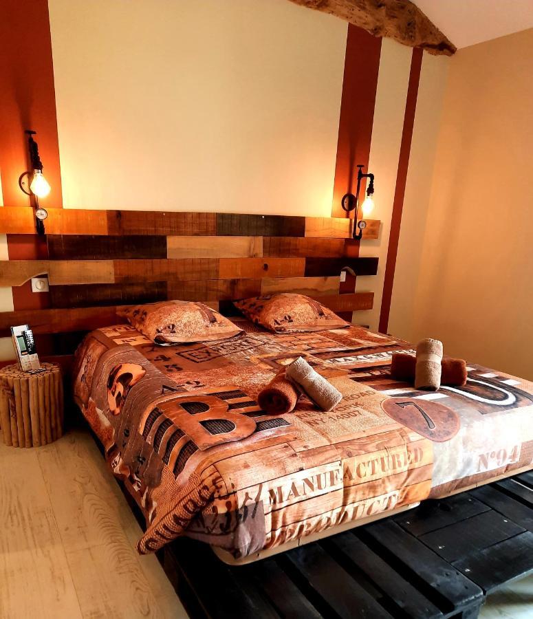 Bien Etre Simple Hotel Villajou Esterno foto